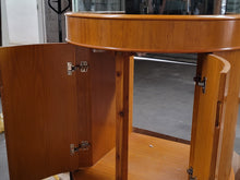 Load image into Gallery viewer, 90 Gallon Glass 3/4 Cylinder Round Reef Aquarium With Stand and Canopy in Golden Oak