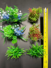 Load image into Gallery viewer, PREMIUM Small Artificial Aquarium Plants - Set of 6 - Various
